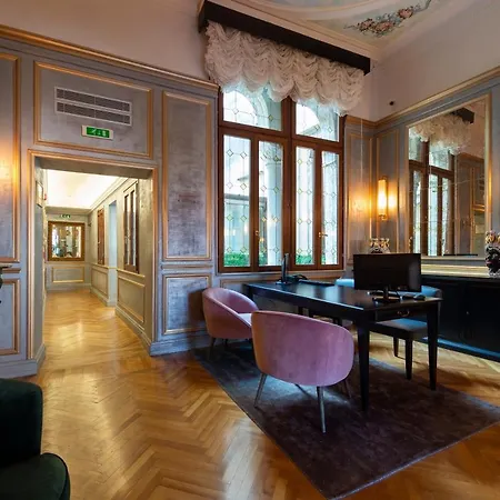 Отель Antico Doge - A Member Of Elizabeth Group