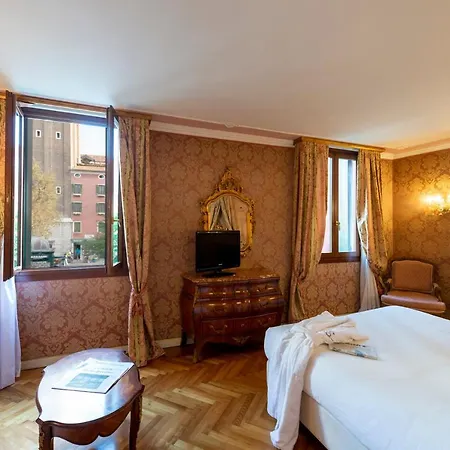 Отель Antico Doge - A Member Of Elizabeth Group 3*