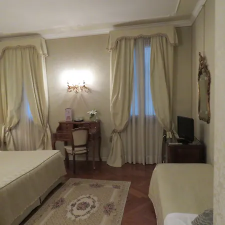 Hotell Antico Doge - A Member Of Elizabeth Group
