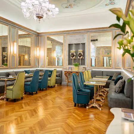 Antico Doge - A Member Of Elizabeth Group 3*