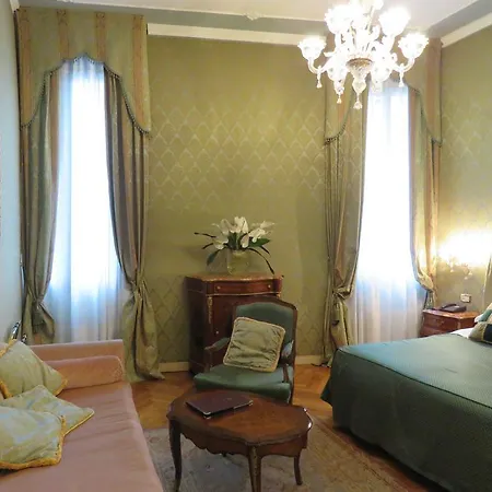 Отель Antico Doge - A Member Of Elizabeth Group